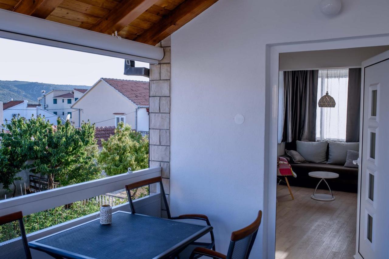 Una, - Trogir Apartmán *